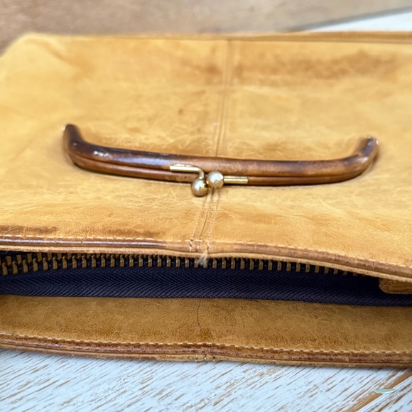 Coach Vintage 60’s Bonnie Cashin Skinny Kisslock Tote Camel Leather - Picture 14 of 16